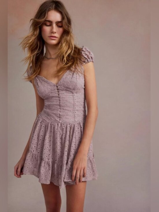 Free People Dresses & Skirts - Free People Mauve Eyelet Mini Dress